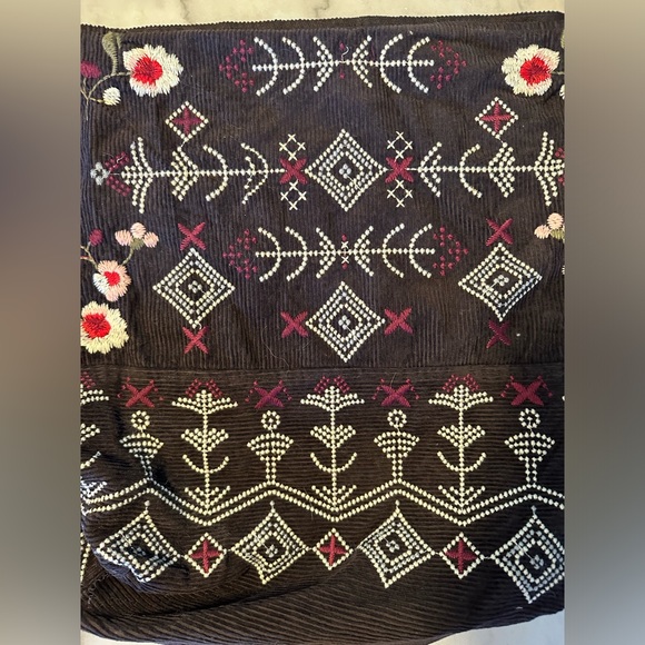 Johnny Was JWLA Embroidered Tote Bag - Picture 5 of 9